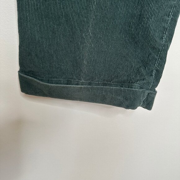 Lands' End Men's Hunter Green Corduroy Pants Pleated and Cuffed Size 34 Regular - Picture 3 of 8